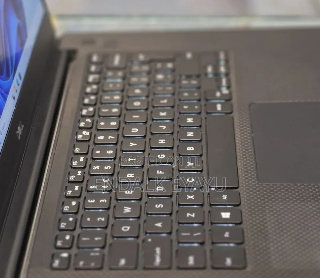 New Laptop Dell XPS 15 16GB Intel Core i5 SSD 512GB