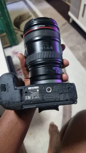 Conan R በ Converter 24-70 Lens