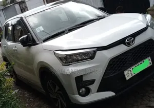 Toyota Raize 2022 Off white
