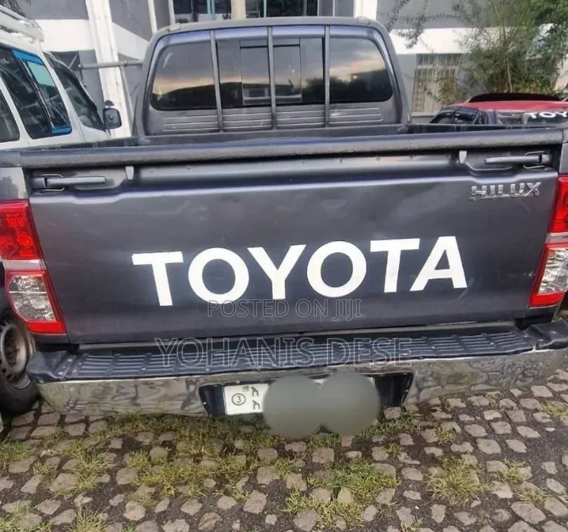 Toyota Hilux 2014