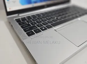 New Laptop HP EliteBook 840 G8 16GB Intel Core i7 SSD 512GB