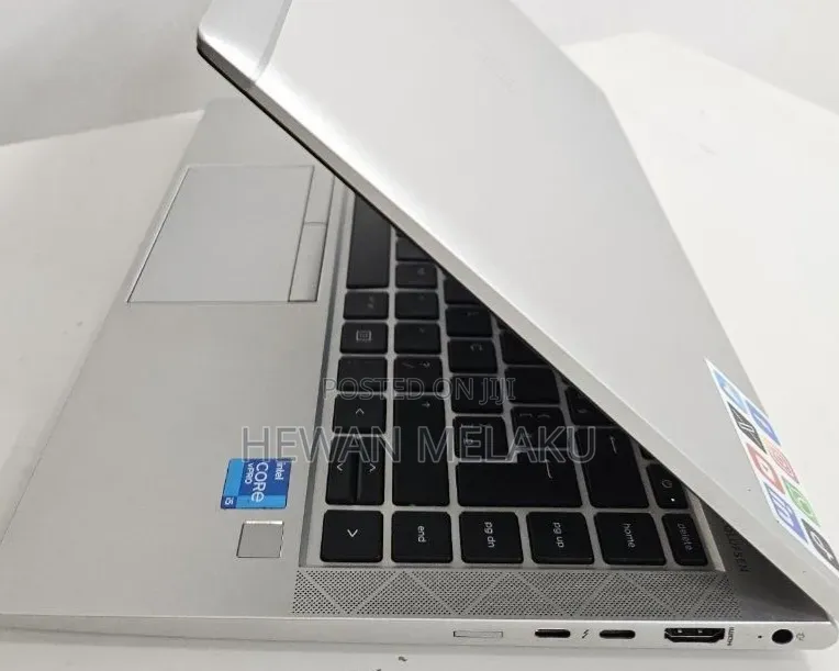 New Laptop HP EliteBook 840 G8 16GB Intel Core i5 SSD 512GB