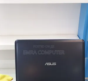 New Laptop Asus 8GB Intel Core i5 SSD 256GB