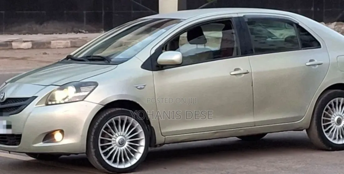 Toyota Belta 2008