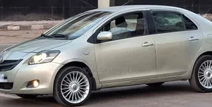 Toyota Belta 2008