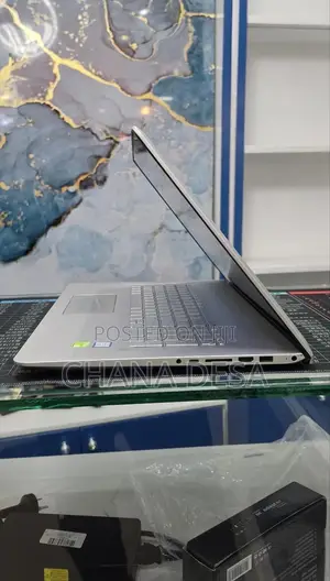 New Laptop HP Envy 17 16GB Intel Core i7 SSD 1T