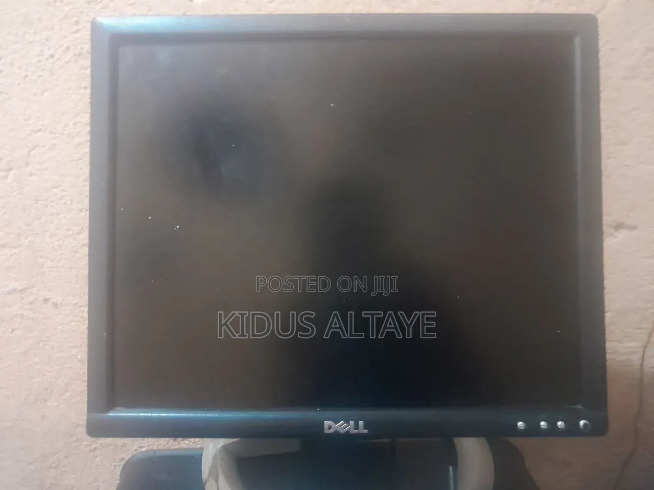Desktop Computer Dell 3GB HDD 500GB