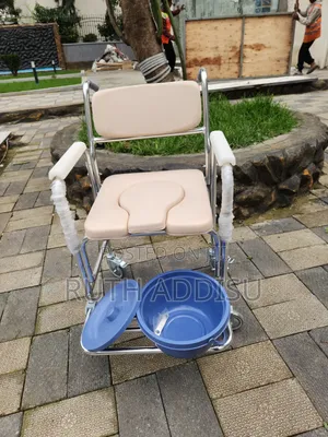 Commode Wheelchair肺病wheelchair堥不toilet Wheelchair協商wheelchair Medical