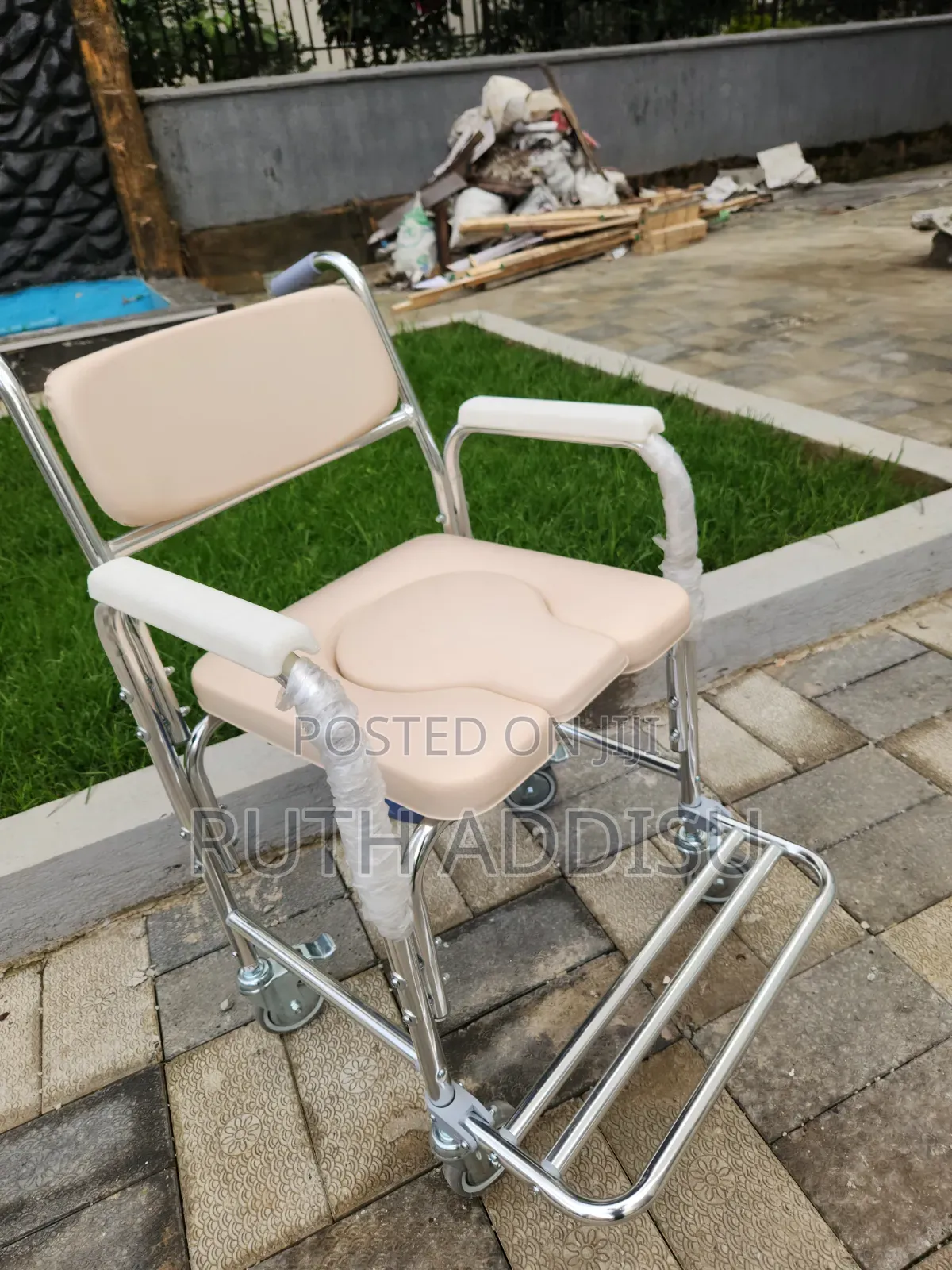 Commode Wheelchair軟體toilet Wheelchair堥了commode Wheelchair雨天wheelchair