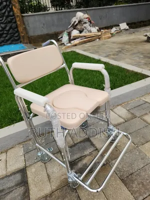 Commode Wheelchair軟體toilet Wheelchair堥了commode Wheelchair雨天wheelchair
