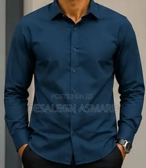 ኳሊቲ ስትረች የሚያደርግ ሸሚዝ