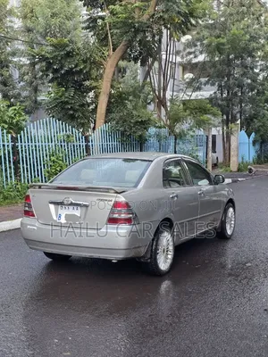 Toyota Corolla 2002 Gold