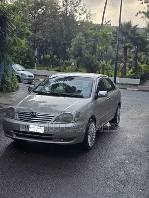 Toyota Corolla 2002 Gold