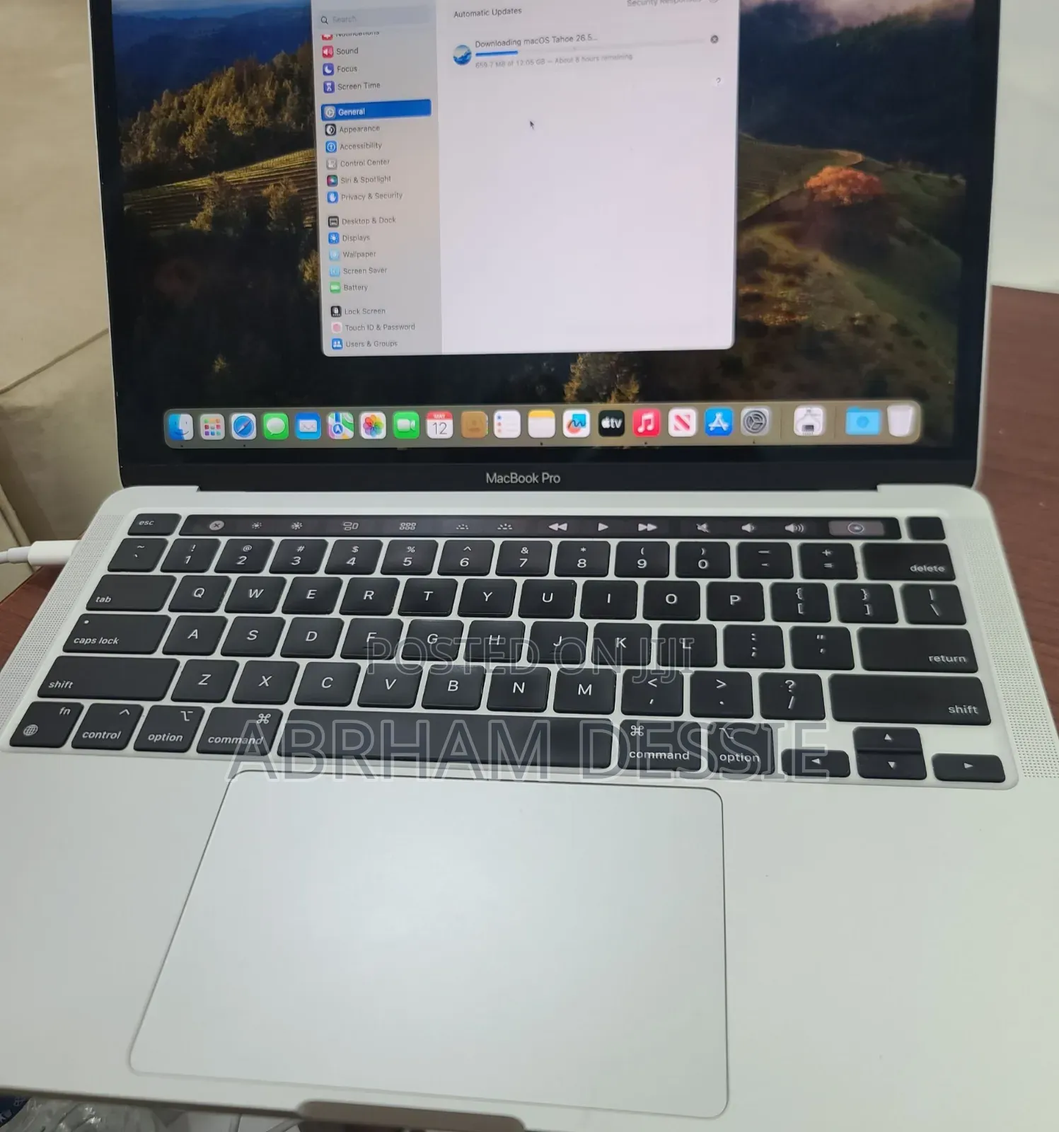 New Laptop Apple MacBook Pro 2021 M1 16GB Apple M1 SSD 256GB
