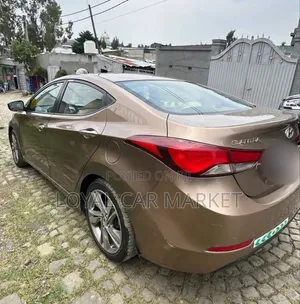 Hyundai Elantra 2015 Brown