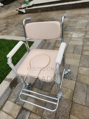 Commode Wheelchair奔馳toilet wheelchair壓抑Commode Wheelchair雨傘wheelchair