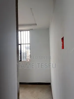 Furnished 5bdrm House in ኃይሌ ጋርመንት, Nifas Silk-Lafto for sale