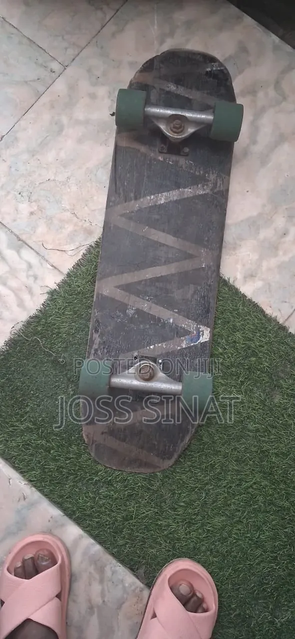 Soft Wheel Skateboard With Extra Deck