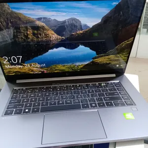 New Laptop HP ZBook Studio G8 32GB Intel Core i9 SSD 512GB
