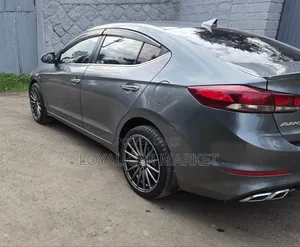 Hyundai Avante 2017 Gray