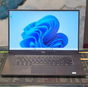 New Laptop Dell XPS 15 16GB Intel Core i5 SSD 512GB