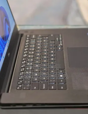 New Laptop Dell XPS 15 16GB Intel Core i5 SSD 512GB