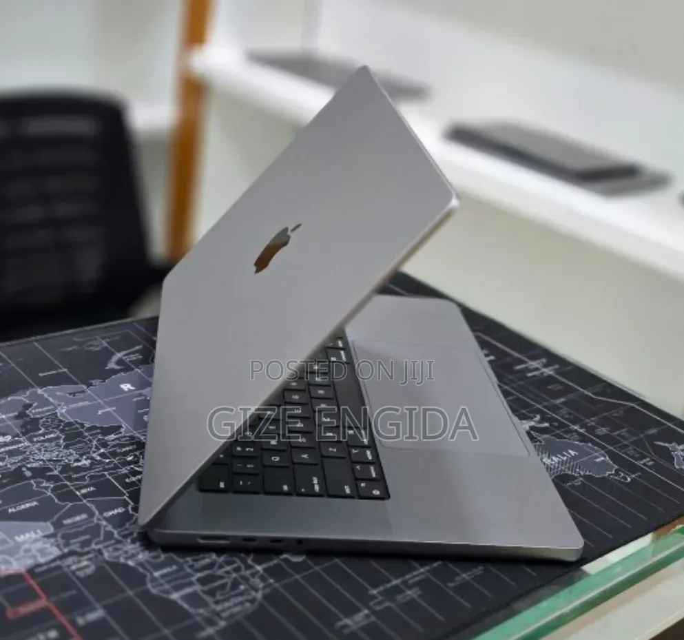 New Laptop Apple MacBook Pro 2021 M1 Max 32GB Apple M1 SSD 512GB