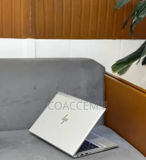 New Laptop HP 16GB AMD Ryzen 5 SSD 512GB