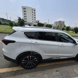 Jetour X70 Plus 2023 White