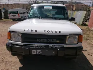 Toyota Land Cruiser 2000 White