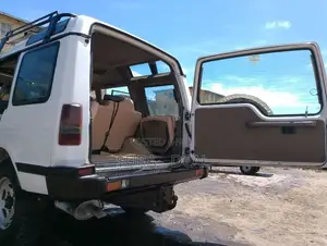 Toyota Land Cruiser 2000 White
