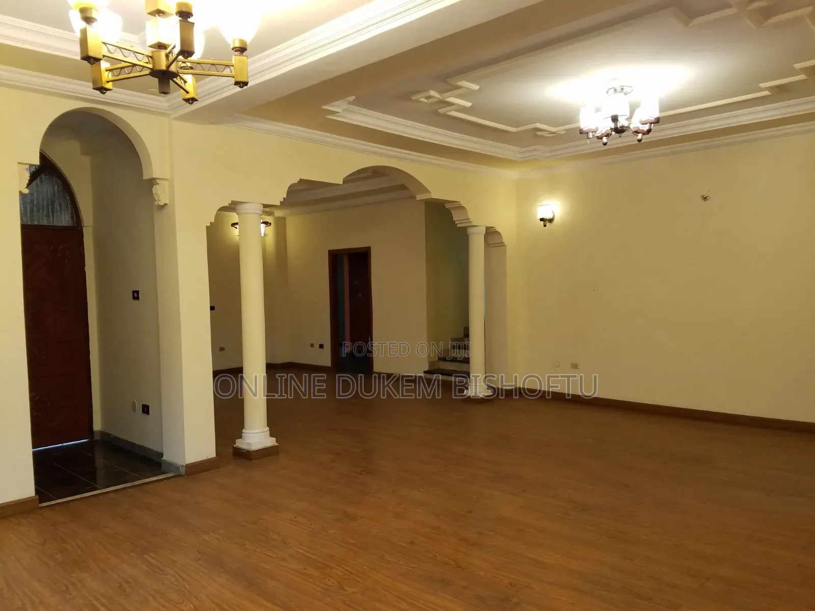 6bdrm Villa in Bishoftu Dukem, Oromia-Finfinne for sale