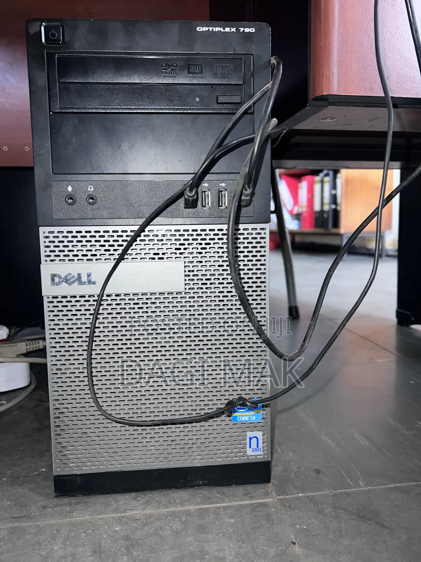 Desktop Computer Dell OptiPlex 790 4GB Intel Core i3 HDD 512GB