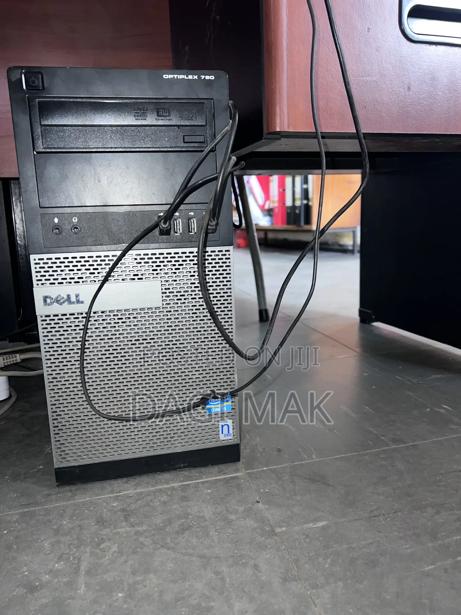 Desktop Computer Dell OptiPlex 790 4GB Intel Core i3 HDD 512GB