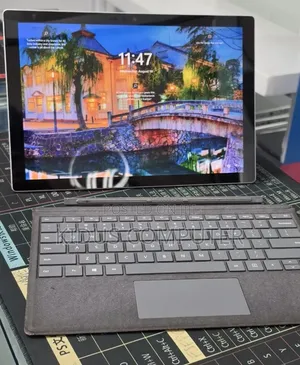New Laptop Microsoft Surface 32GB Intel Core i7 SSD 1T