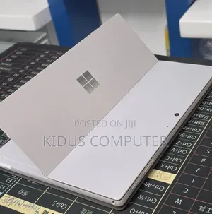 New Laptop Microsoft Surface 32GB Intel Core i7 SSD 1T