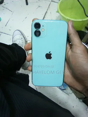 Apple iPhone 11 64 GB Blue