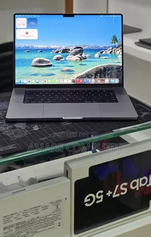 New Laptop Apple MacBook Pro 2021 M1 Max 32GB Apple M1 Max SSD 512GB