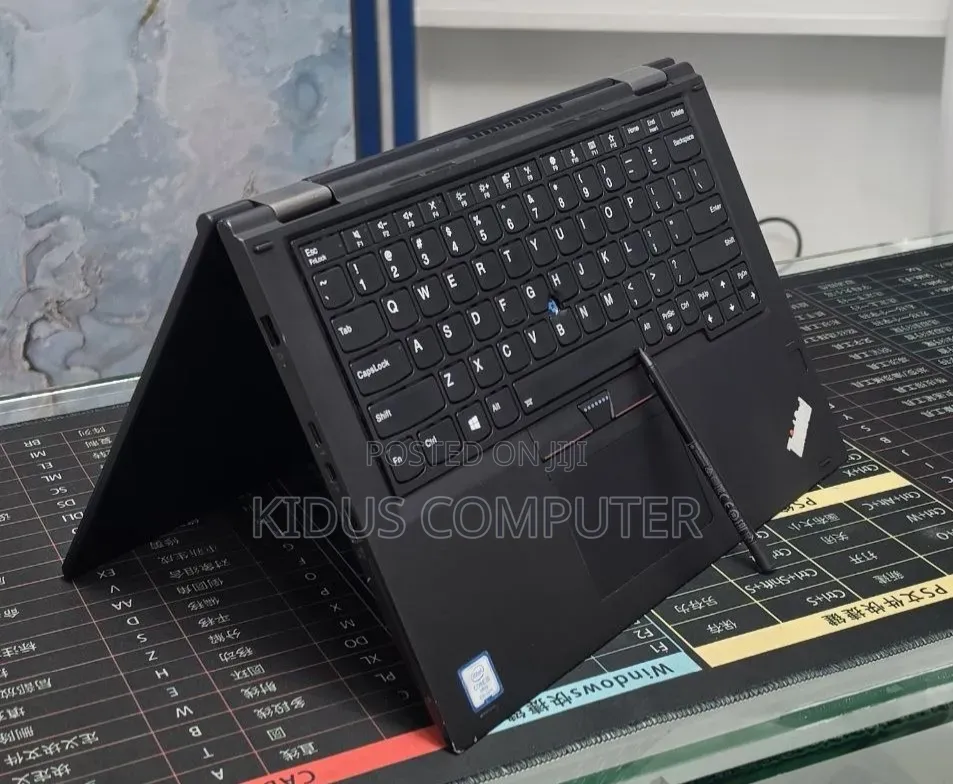 New Laptop Lenovo Yoga C930 16GB Intel Core i5 SSD 256GB