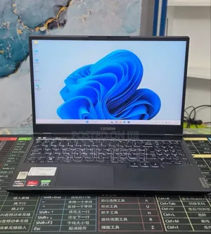 New Laptop Lenovo Legion 5i 16GB AMD Ryzen 7 SSD 512GB