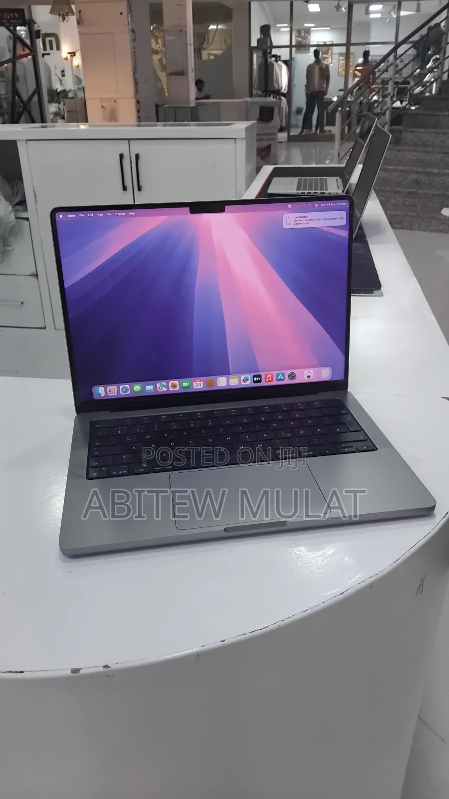 New Laptop Apple MacBook Pro 2021 M1 32GB Apple M1 Pro SSD 1T