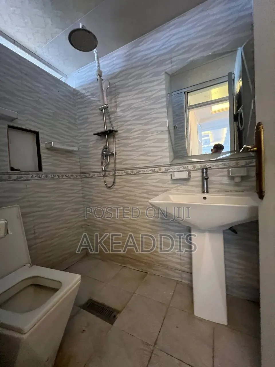 Furnished 2bdrm Condo in Bole Ayat for sale