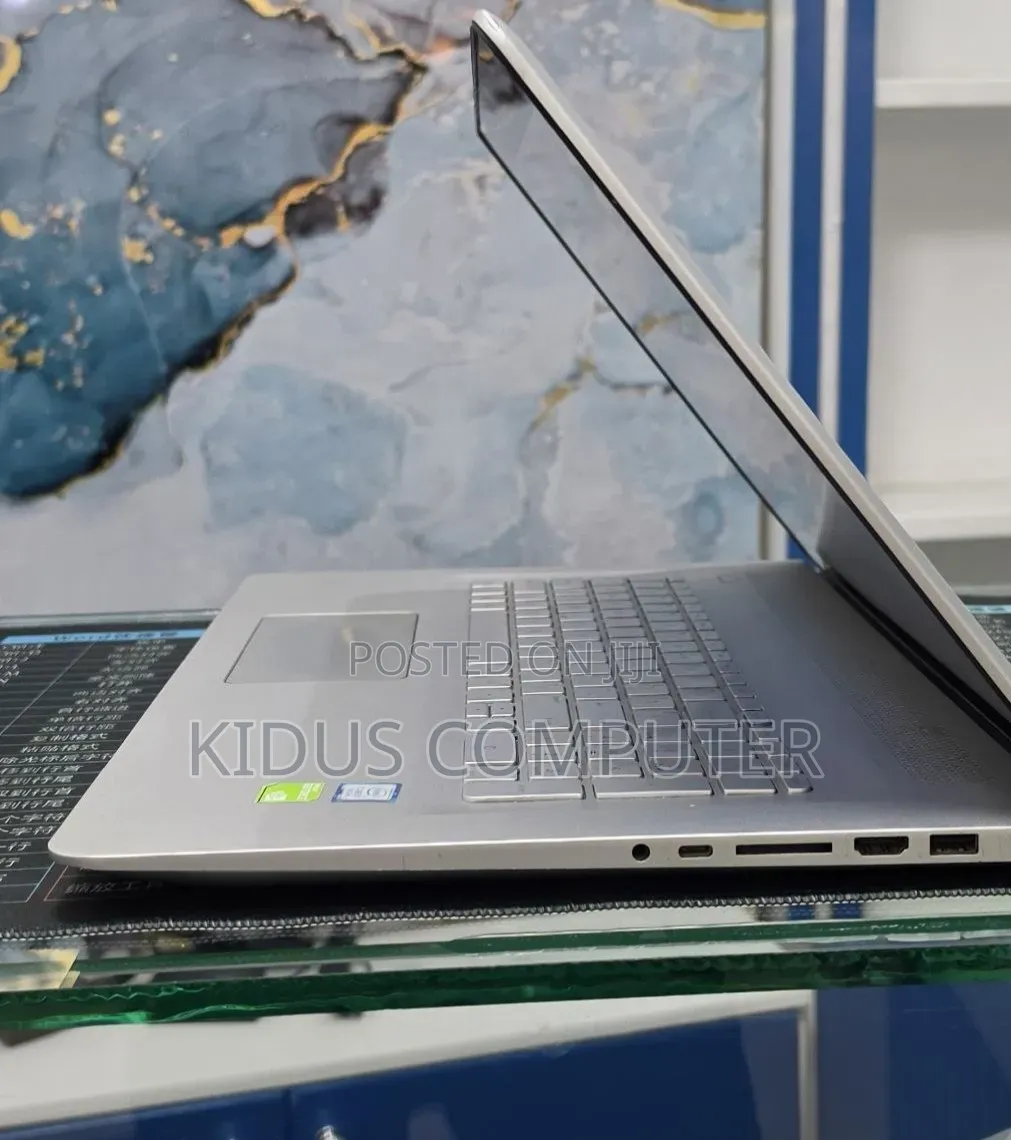 New Laptop HP Envy 17 16GB Intel Core i7 SSD 1T