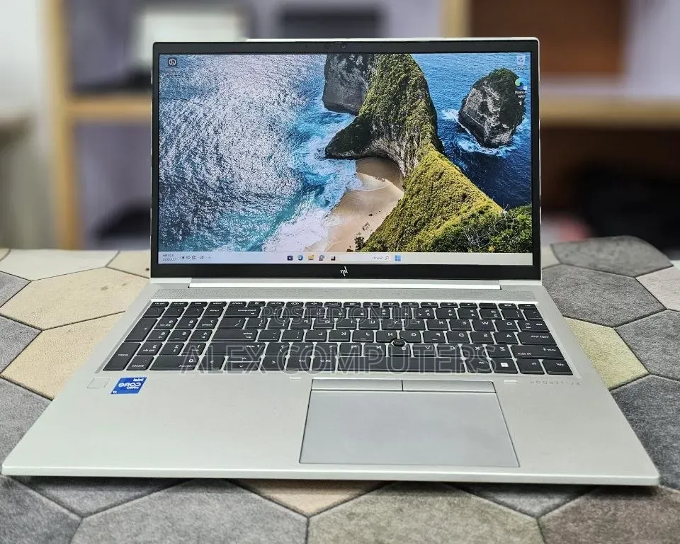 New Laptop HP EliteBook 850 16GB Intel Core i7 SSD 512GB