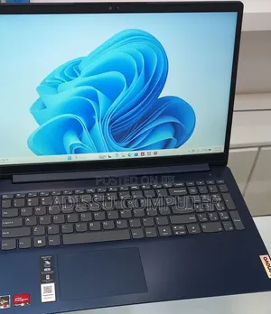 New Laptop Lenovo Ideapad 3 8GB Intel Core i7 SSD 256GB