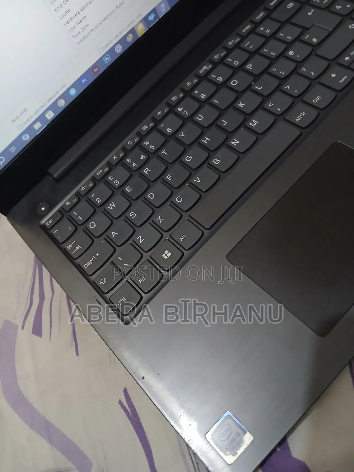 Laptop Lenovo 4GB Intel Core i3 HDD 500GB