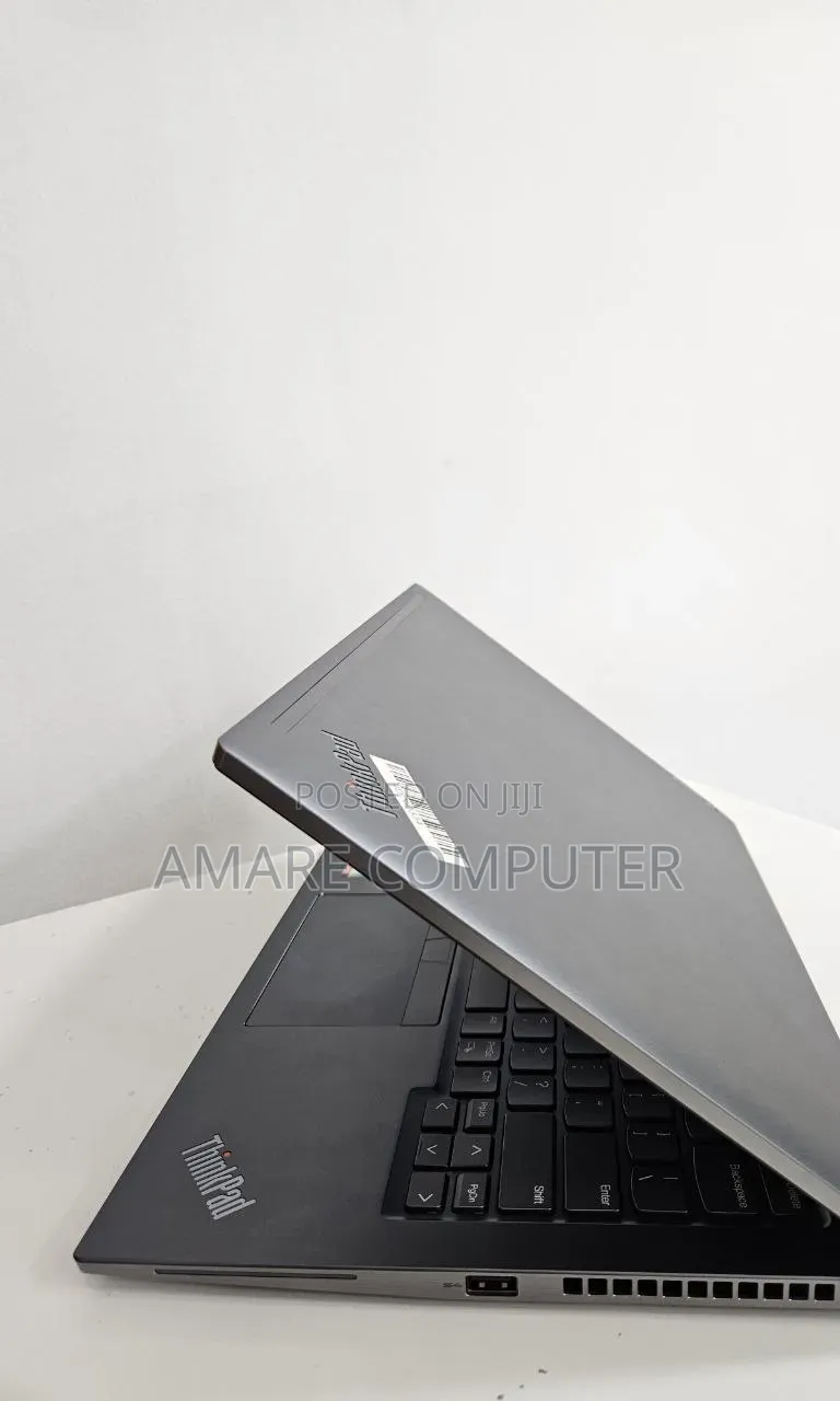 New Laptop Lenovo ThinkPad T14 16GB Intel Core i7 SSD 512GB