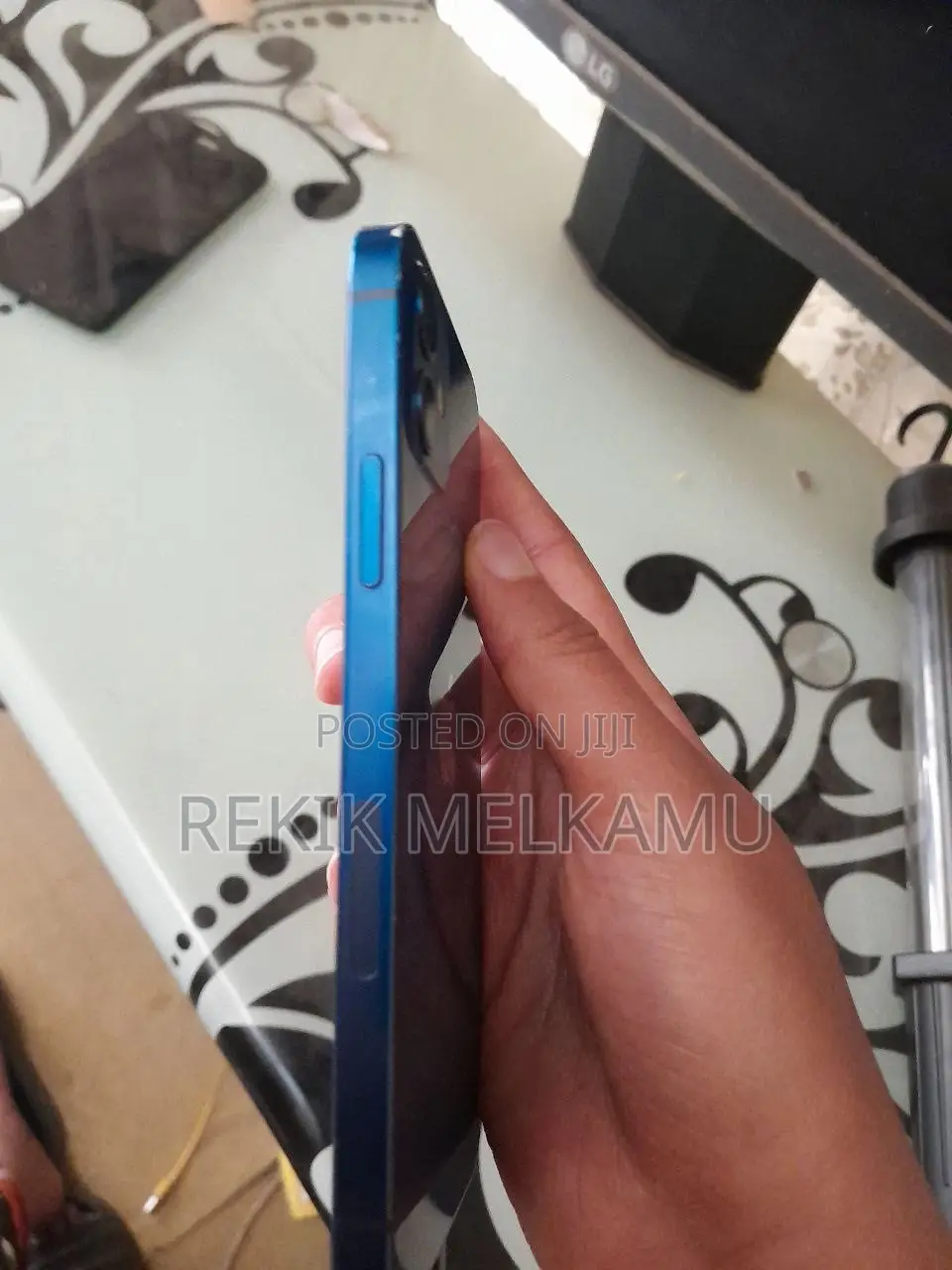 Apple iPhone 12 64 GB Blue