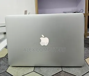 New Laptop Apple MacBook 8GB Intel Core i5 SSD 256GB