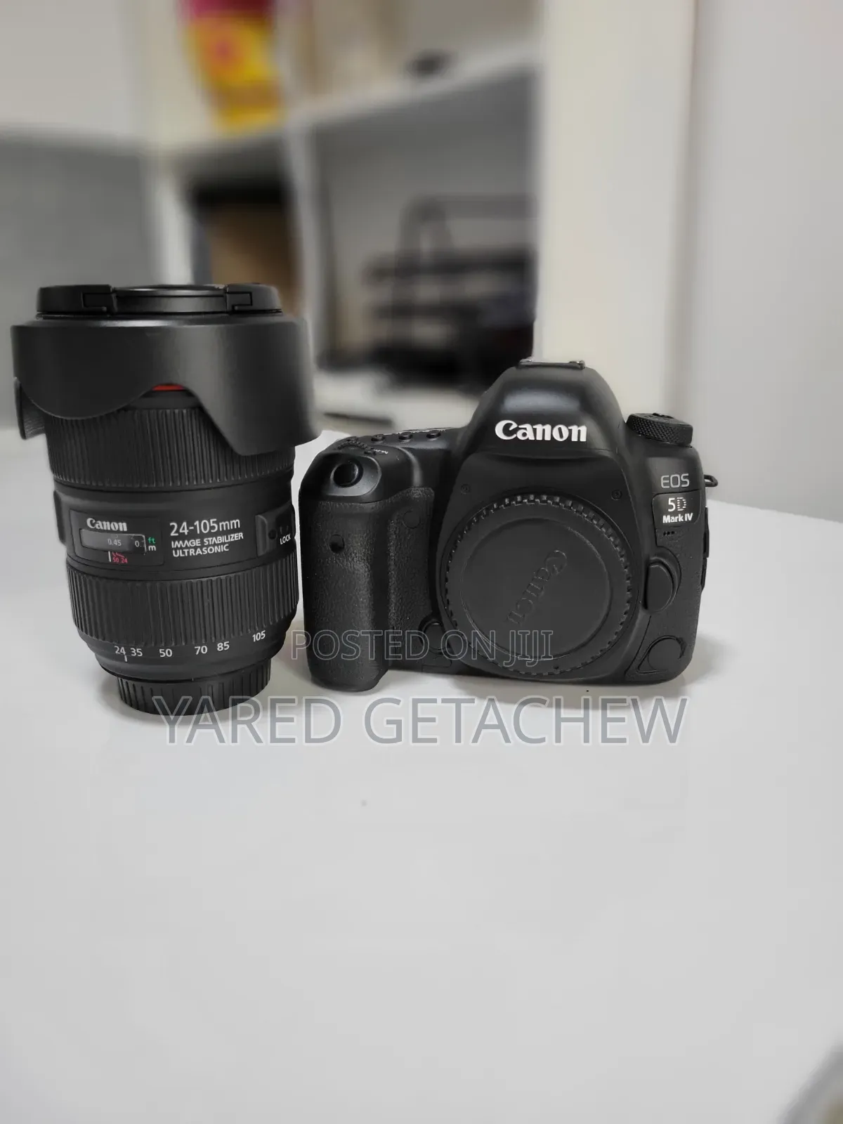 Canon 5D Mark 4 With 24-105mm Lens
